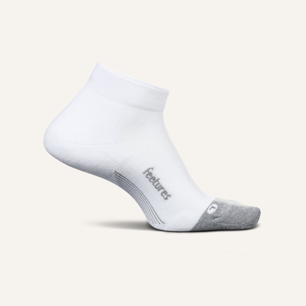 Feetures-Elite-Low-Cut-White-EC30158