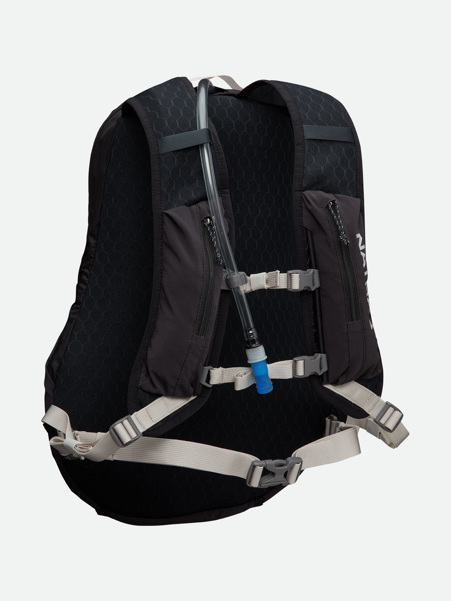NS30350-00110_CrossoverPack15L_front